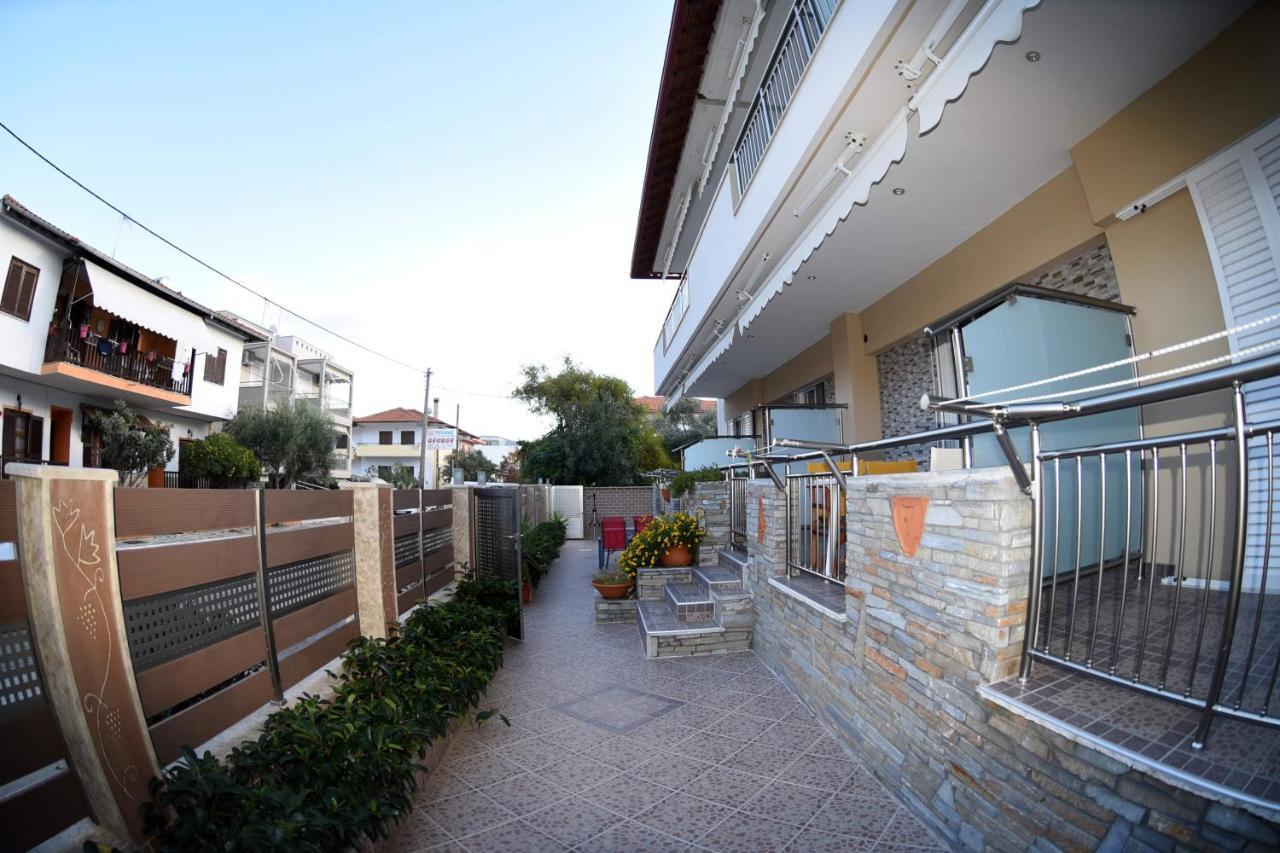 Elenas Apartments Sarti Exteriér fotografie
